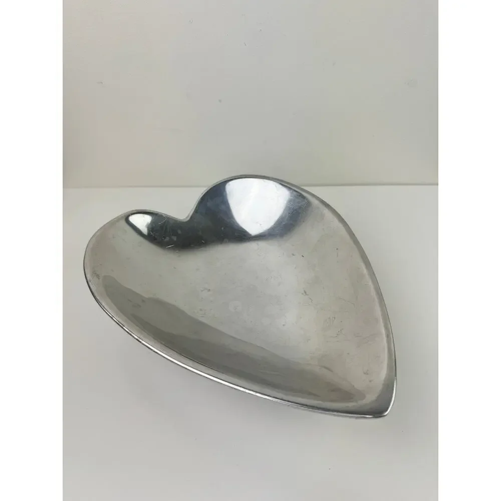 Vintage NAMBE Silver 11x9 Catch All Bowl Metal Polished Heart Decorative 119